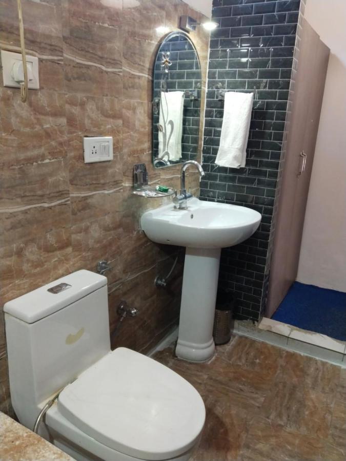 فندق ماياليفي  Flora Hills View المظهر الخارجي الصورة