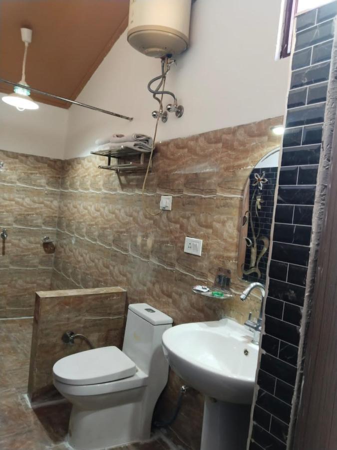 فندق ماياليفي  Flora Hills View المظهر الخارجي الصورة